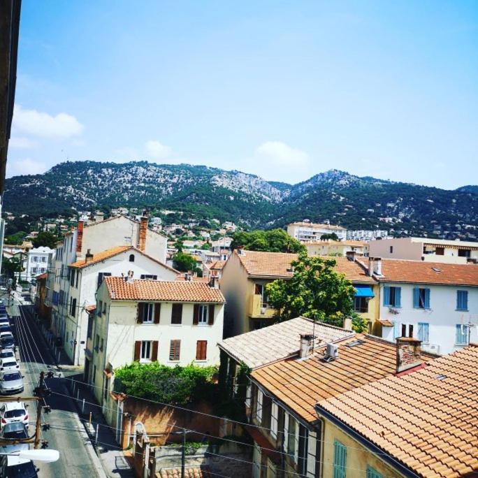 Appartement Proche Centre Ville, Port, Et Mont Faron Toulon Exterior foto